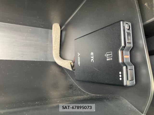Mazda MAZDA3 2021-08 8856805-9