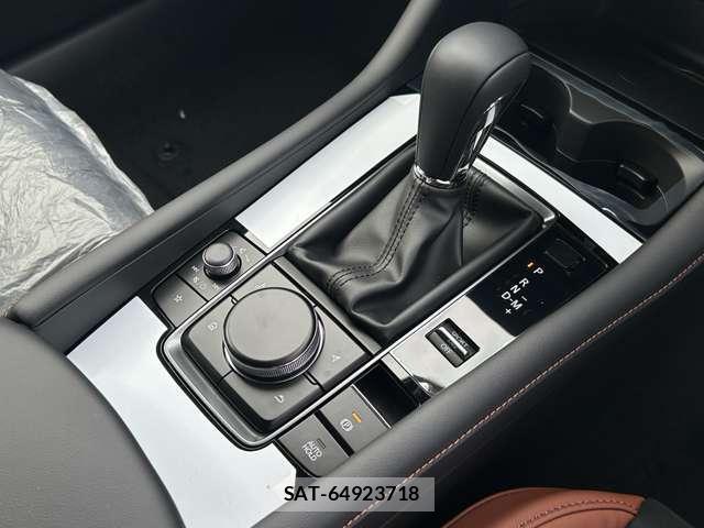 Mazda MAZDA3 2026-09 8854418-10