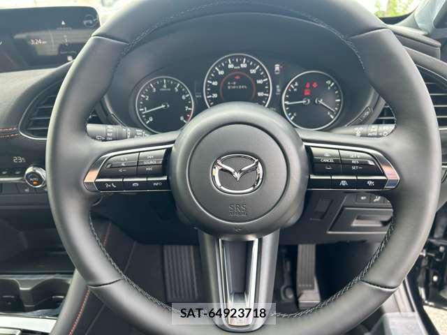 Mazda MAZDA3 2026-09 8854418-2