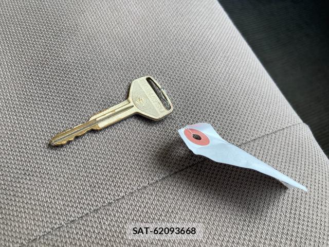 Daihatsu MIRA 2012-05 8856807-9