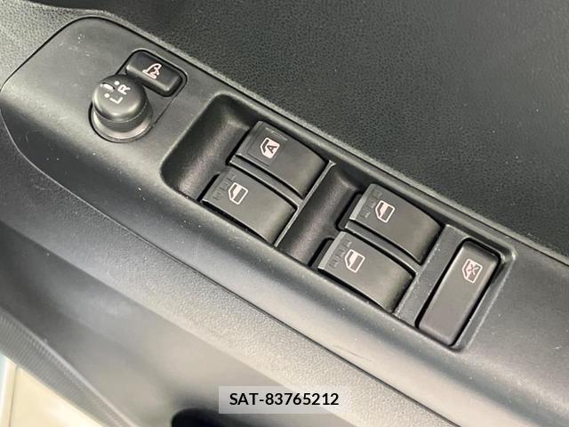 Daihatsu MOVE CONTE 2015-09 8856589-4