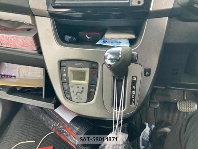 Daihatsu MOVE 2013-09 8854564-14