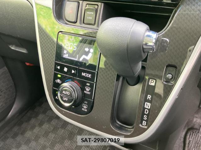 Daihatsu MOVE 2017-08 8856842-17