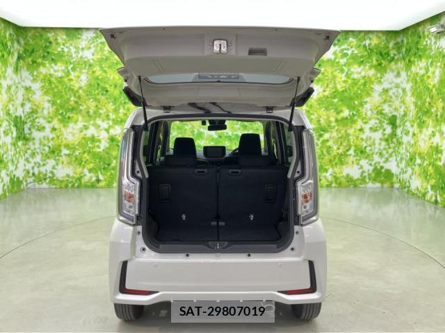 Daihatsu MOVE 2017-08 8856842-7