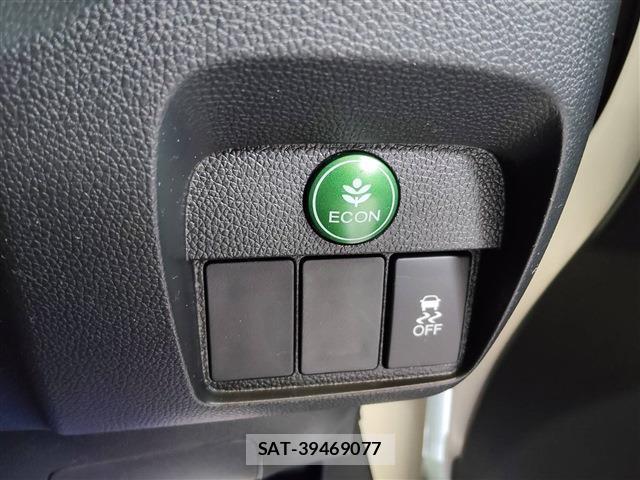 Honda N-ONE 2013-08 8854876-14