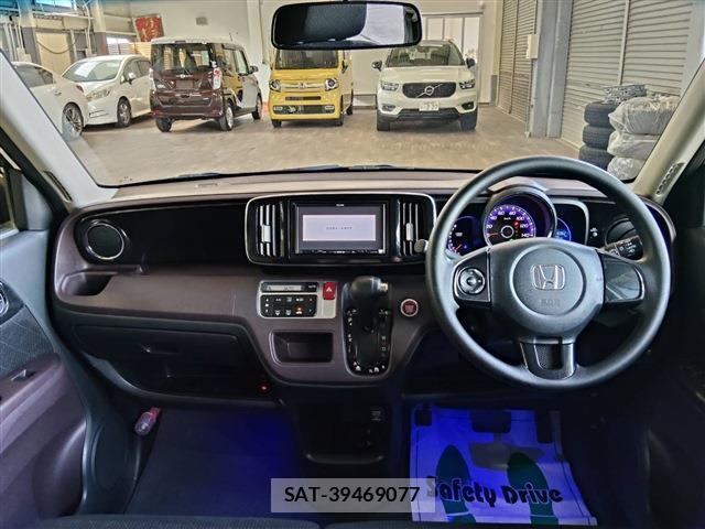 Honda N-ONE 2013-08 8854876-3