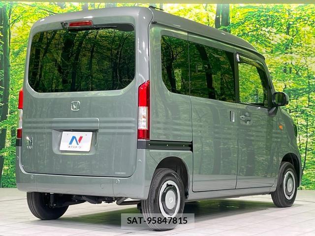 Honda N-VAN 2025-11 8853832-16