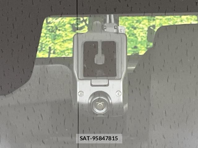 Honda N-VAN 2025-11 8853832-5