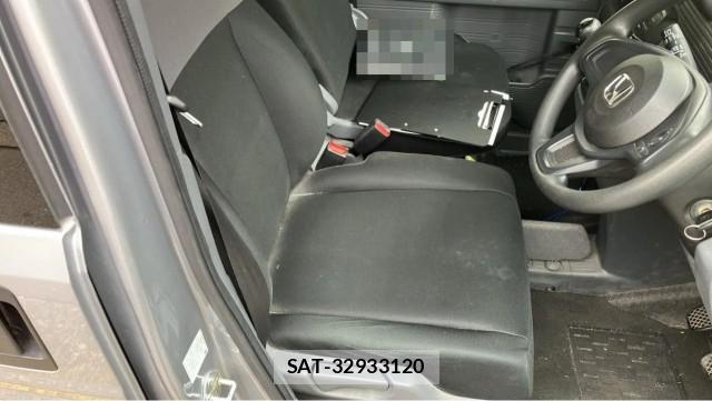 Honda N-VAN 2019-03 8855372-5