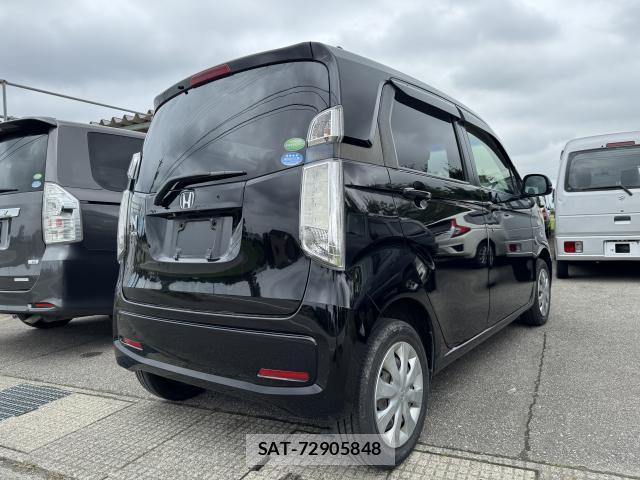 Honda N-WGN 2015-03 8854722-3