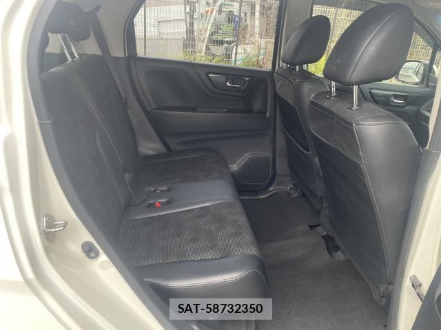 Honda N-WGN 2015-12 8854963-18