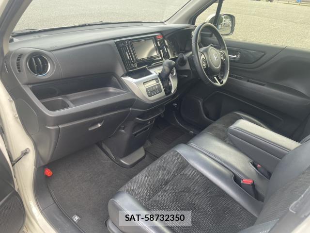 Honda N-WGN 2015-12 8854963-19