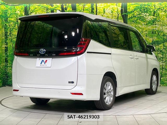 Toyota NOAH 2022-03 8853839-16