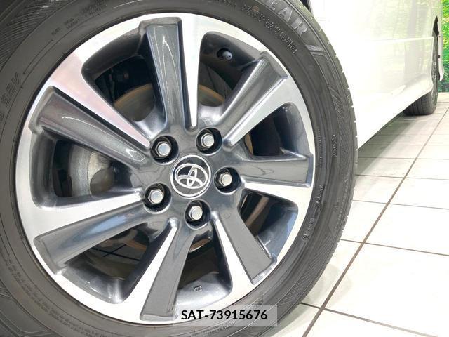 Toyota NOAH 2021-02 8853995-13
