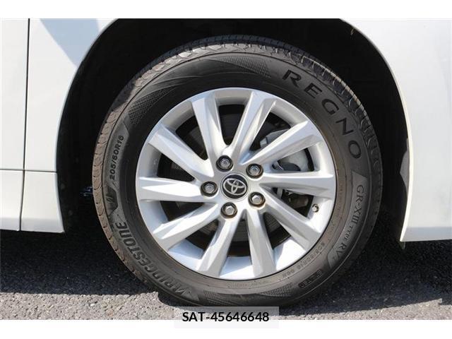 Toyota NOAH 2022-07 8854248-13