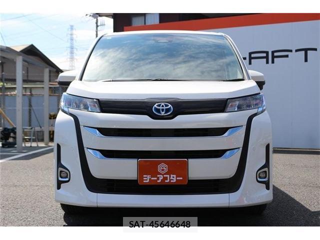Toyota NOAH 2022-07 8854248-7