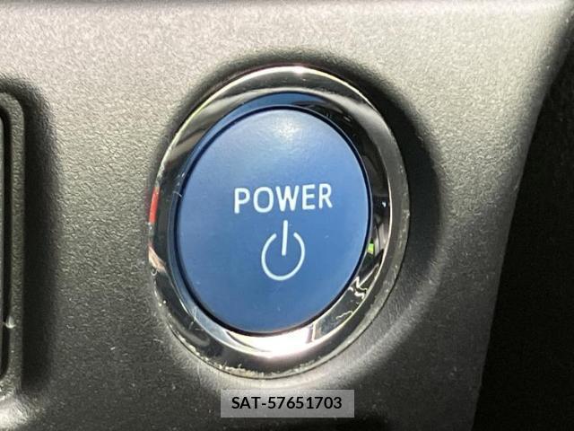 Toyota NOAH 2021-05 8854293-13