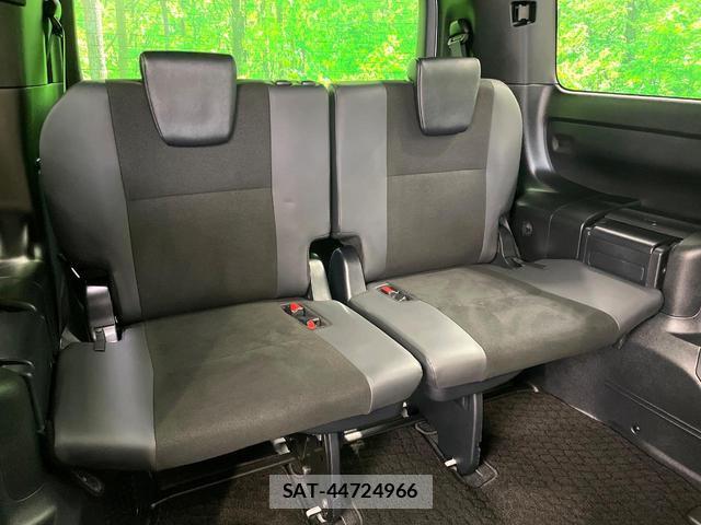 Toyota NOAH 2020-04 8854341-11