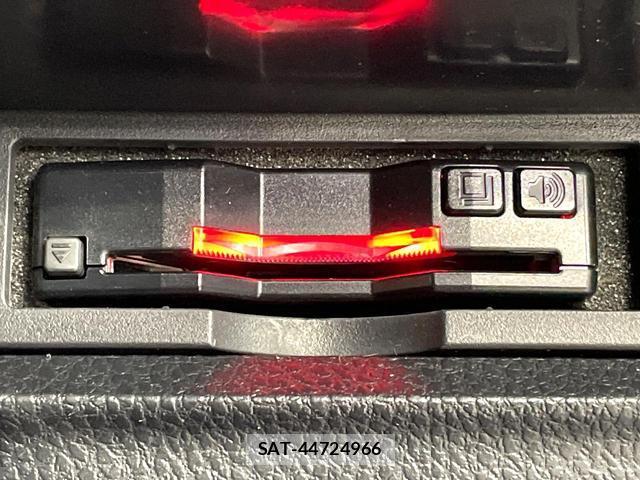 Toyota NOAH 2020-04 8854341-6