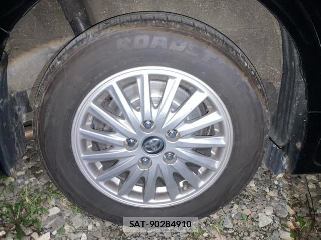 Toyota NOAH 2015-07 8854420-3