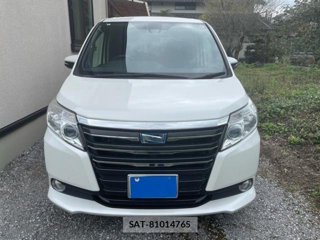 Toyota NOAH 2016-05 8854525-3