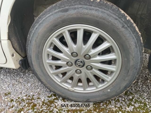 Toyota NOAH 2016-05 8854525-5