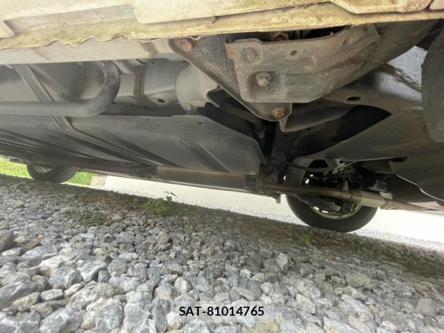 Toyota NOAH 2016-05 8854525-7