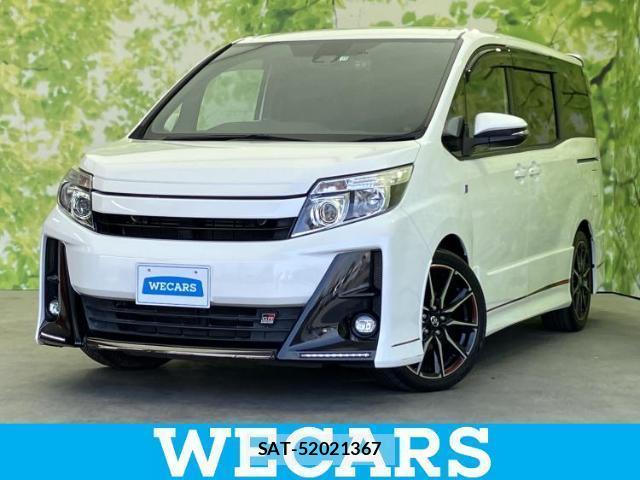 Toyota NOAH 2017-11 8854596-0