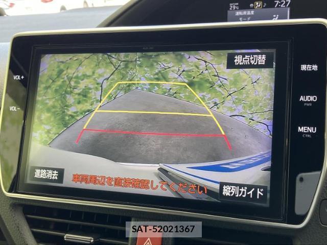 Toyota NOAH 2017-11 8854596-10