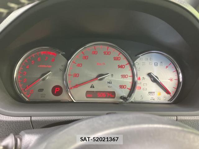 Toyota NOAH 2017-11 8854596-13