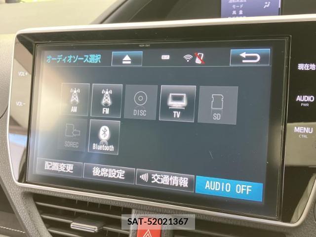 Toyota NOAH 2017-11 8854596-9