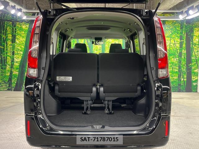 Toyota NOAH 2014-11 8854745-10