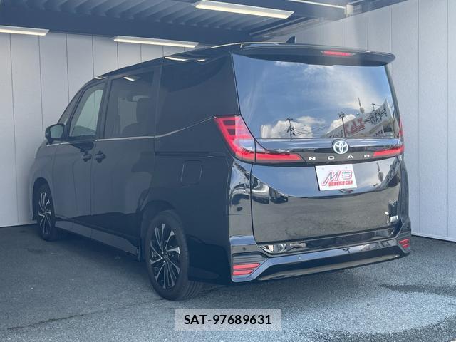Toyota NOAH 2023-03 8854787-3