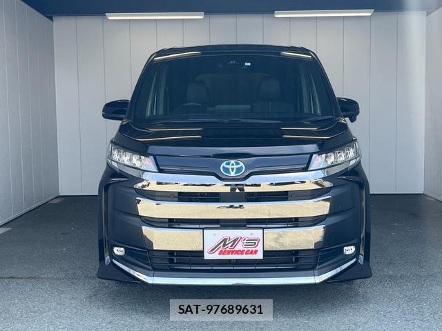 Toyota NOAH 2023-03 8854787-4