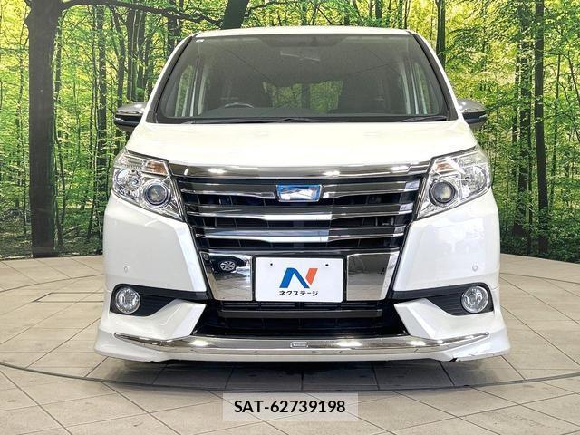 Toyota NOAH 2015-08 8854839-14