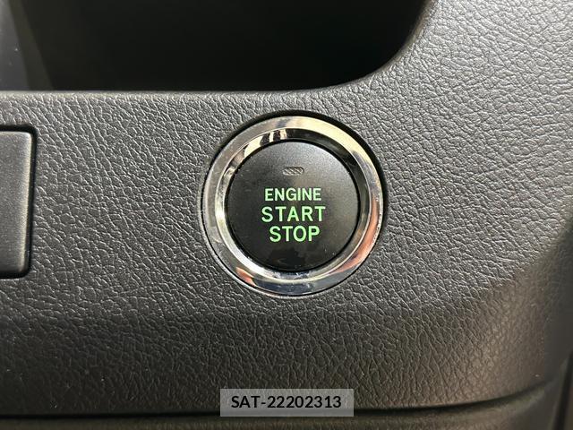 Toyota NOAH 2010-12 8855116-12