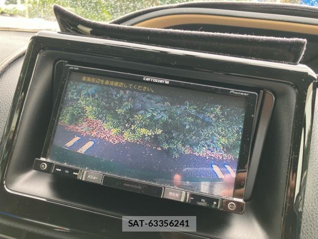 Toyota NOAH 2015-09 8855139-17