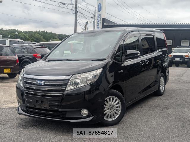 Toyota NOAH 2015-08 8855455-0