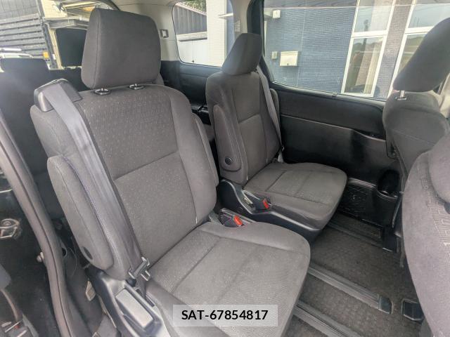 Toyota NOAH 2015-08 8855455-9