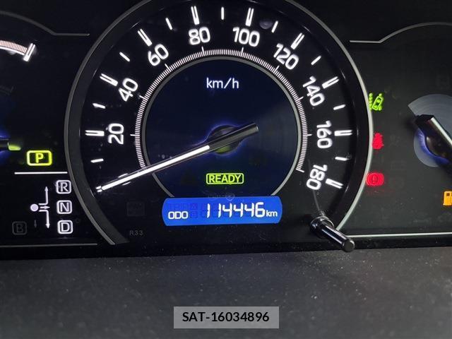 Toyota NOAH 2017-08 8855499-2
