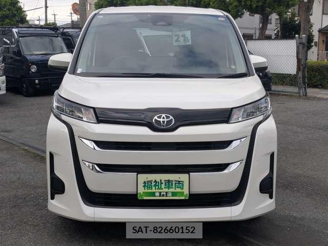 Toyota NOAH 2025-08 8855520-1