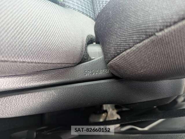 Toyota NOAH 2025-08 8855520-13