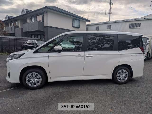 Toyota NOAH 2025-08 8855520-3