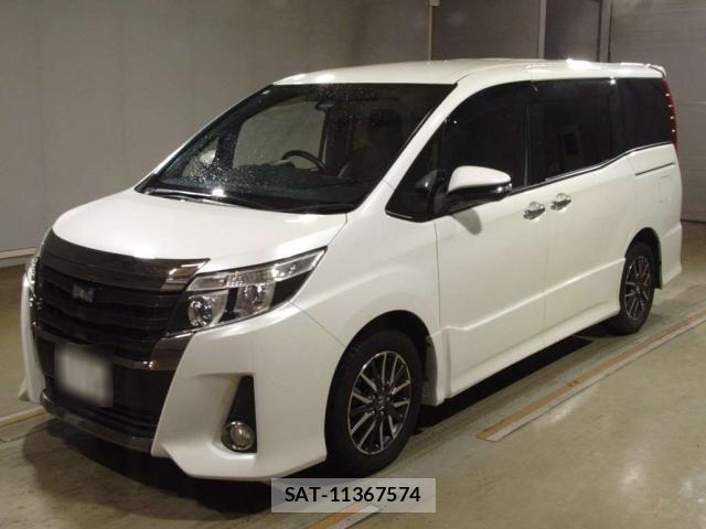 Toyota NOAH 2017-04 8855569-0