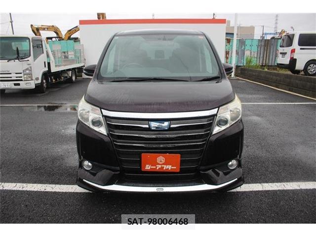 Toyota NOAH 2014-10 8855604-7