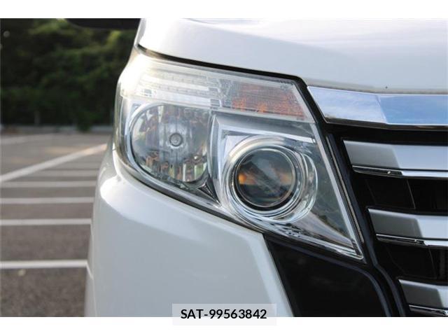 Toyota NOAH 2016-02 8855620-19