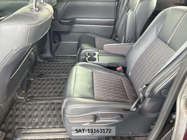 Toyota NOAH 2023-10 8855853-6