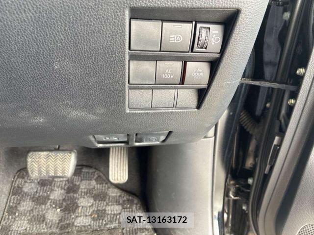 Toyota NOAH 2023-10 8855853-9