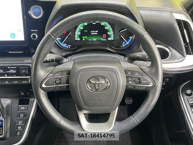 Toyota NOAH 2022-08 8855980-11