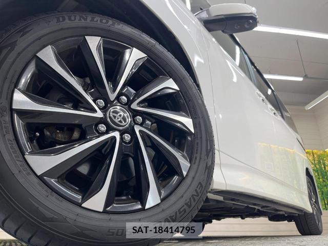 Toyota NOAH 2022-08 8855980-13